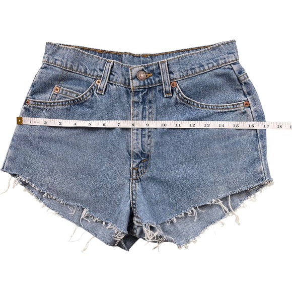Vintage Levi’s 10965 USA Made Denim Cutoff Shorts - Picture 10 of 17